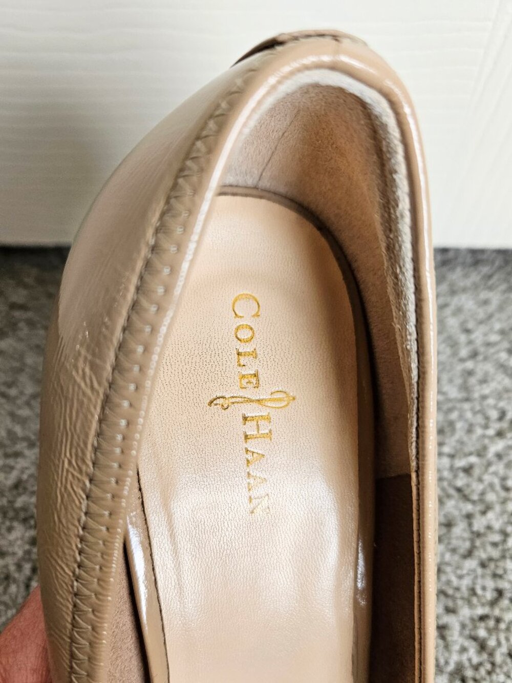 Cole Haan Nike Air Tan Patent Peep Toe Low Wedge Pumps Size 8 - Picture 9 of 9